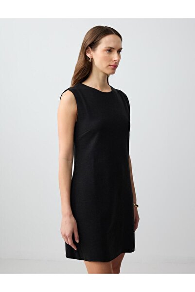 Jimmy Key Siyah Düz Kesim Bisiklet Yaka Kolsuz Örme Mini Elbise