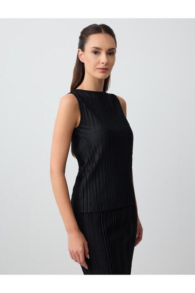 Jimmy Key Black Crew Neck Pleated Sleeveless Knitted Blouse