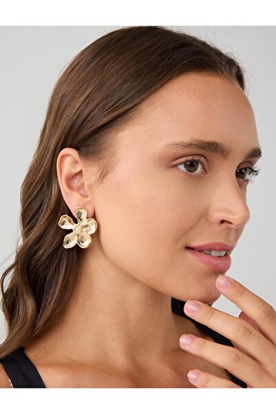 Jimmy Key Gold Color Modern Flower Figured Shiny Earrings