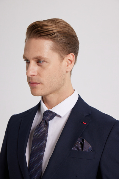 D'S Damat Navy Blue Slim Fit monogallér és dupla hasított bélésű öltöny