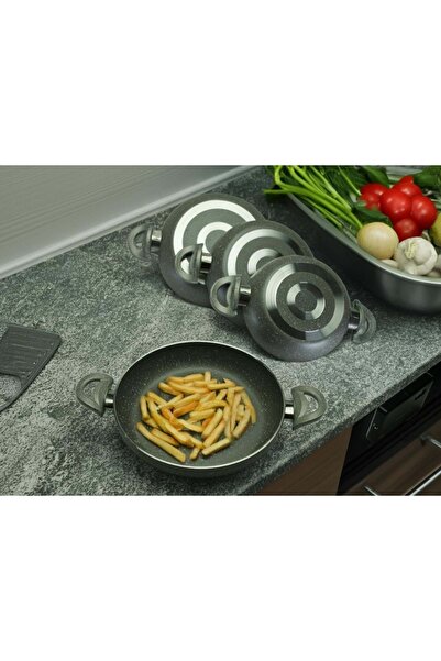 Doğuş Mutfak طقم 4 قطع مقاس 18-20-22-24 سم بمقبض مزدوج ومقلاة مطلية بالجرانيت