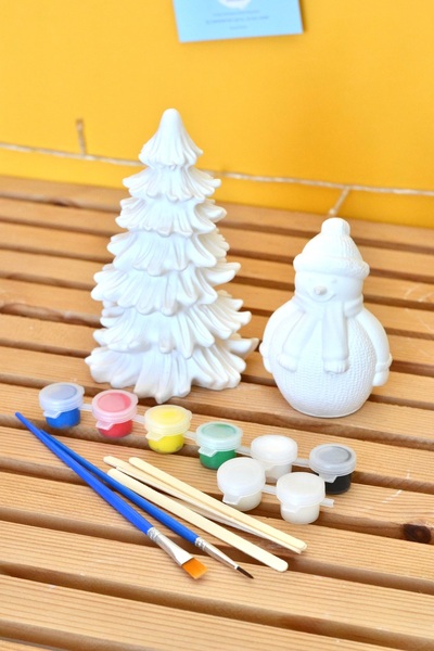 Bi' Dolu Dükkan Kardan Adam ve Büyük Çam Ağacı Objesi İkili Boyama seti | İki...