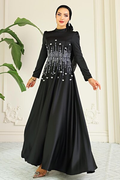 Olcay Ausgestelltes, vorne mit Steinmuster verziertes Satin-Hijab-Abendkleid SCHWARZ 1680