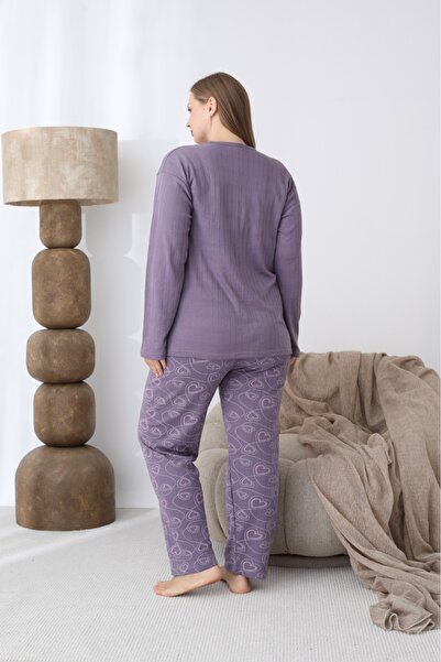 Temporium Γυναικεία Σετ Πιτζάμες με μακρυμάνικο γιακά με κουμπιά με κέντημα με καμπύλες