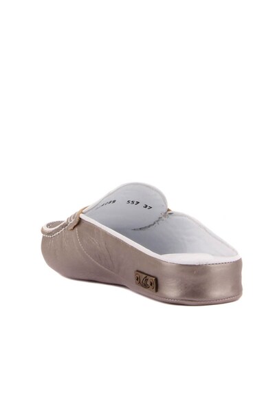 SailLakers - Πλατινένιες δερμάτινες γυναικείες παντόφλες σπιτιού 109-557-X