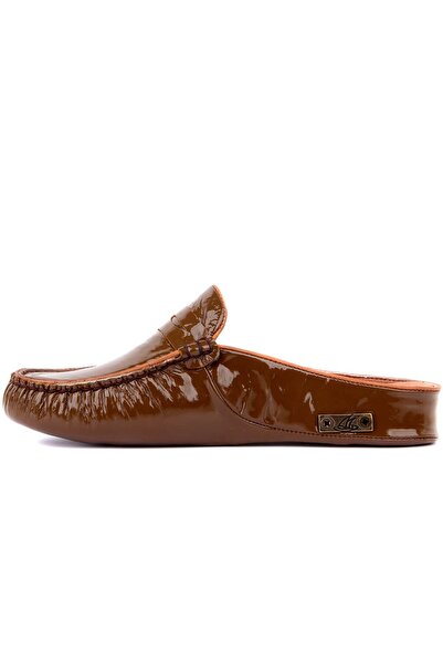 SailLakers - Γυναικείες παντόφλες σπιτιού Milk Coffee Patent Leather 109-549-NEW