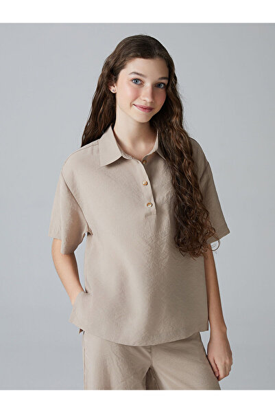 LC Waikiki بلوزة للفتيات الصغيرات ذات ياقة قميص