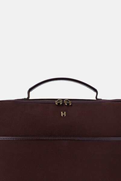 HELMBROOK Boris Genuine Leather Men's 15.6" Single Compartment Laptop Bag