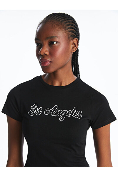 LC Waikiki تي شيرت نسائي أسود مطبوع عليه لوس أنجلوس برقبة دائرية