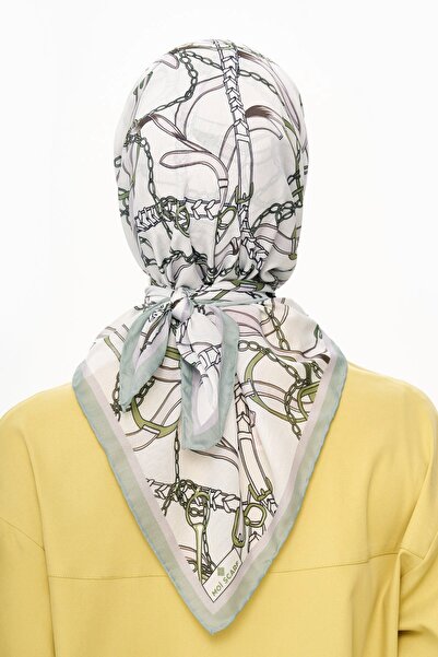 MOISCARF Chaine Eternelle Superior Soft Chain Patterned Square Scarf Off-White