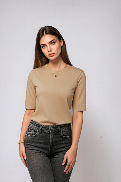 poupee Women's Milk Coffee Padded Shoulder Combed Cotton T-Shirt