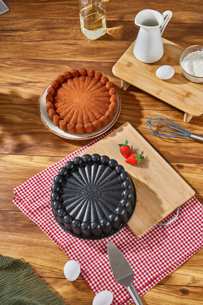 Genel Markalar Döküm Dilimli Tart Kalıbı 23cm