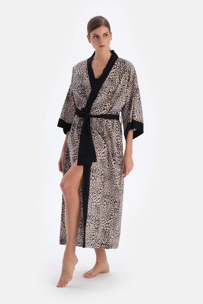 Dagi Brown Long Kimono