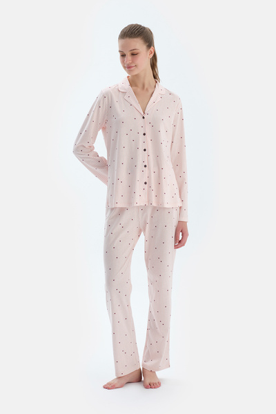 Dagi طقم بيجامة قميص وبنطلون من القطن الممشط مطبوع على شكل قلب وخط من إكرو