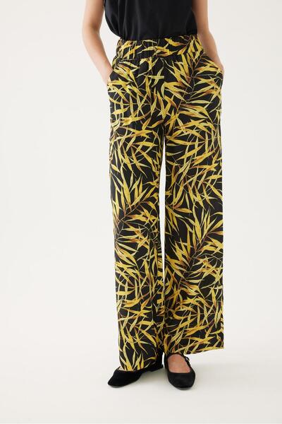 Exquise Black Floral Patterned Pants