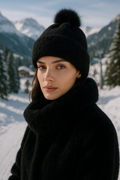 Luminos Butik Ponponlu Siyah İçi Yünlü İthal Bere BERE1136