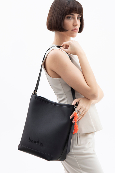 United Colors of Benetton ΓΥΝΑΙΚΕΙΑ ΤΣΑΝΤΑ ΜΠΡΑΤΣΟΥ BNT_1528