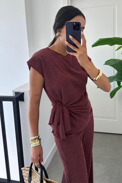 Paw Garage Women's Sienna 4 Seasons Burgundy Lace-Up Detailed Crinkle Fabric Blouse and Pants Set