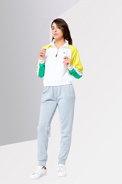 Lacoste Sport Women Sportswear Fit Windbreaker Jacket, Multicolor