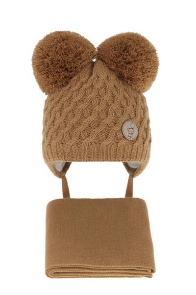 fantasialand Winter set for boys with brown hat and scarf with 2 pom poms Alonso