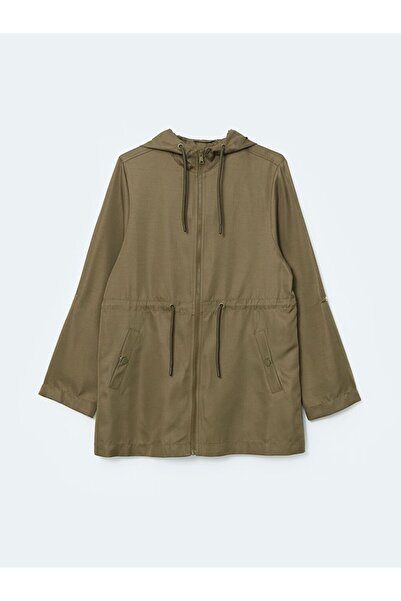 LC Waikiki Haki Kapüşonlu Kadın Mont