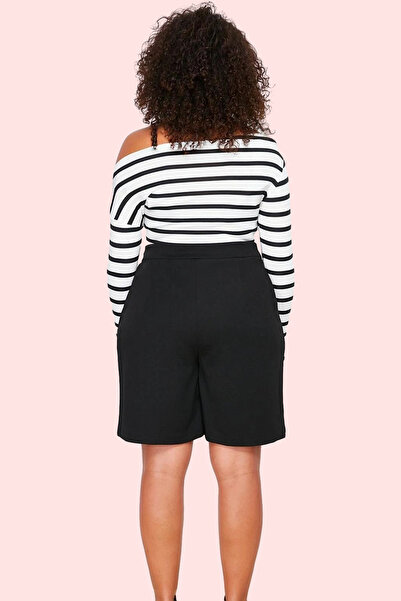 PayBuy Women's Plus Size Knitted Shorts Solid Pattern Comfortable Casual Summer Modern Design Where Style Meets