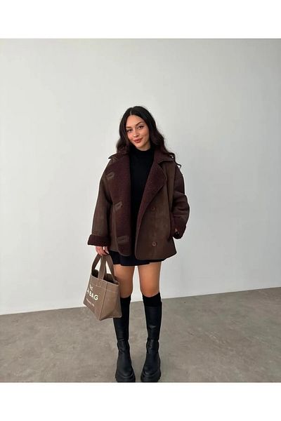 Zoe Zoe Shepherd's Buttoned Plush Laminated Coat