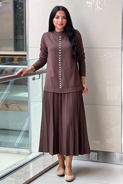 Nuss Costum mercerizat cu fustă cu piatră Waterway