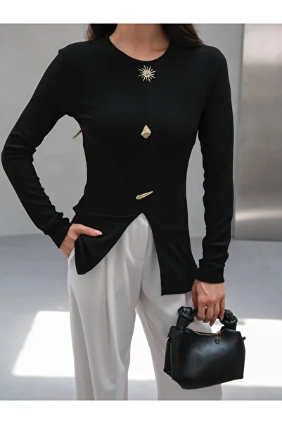 Butik Beyza Metal 3 Button Detailed Ottoman Long Sleeve Blouse