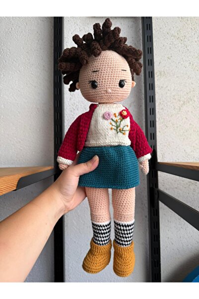 LUCHA Kıvırcık İşlemeli Örgü Bebek 47 cm