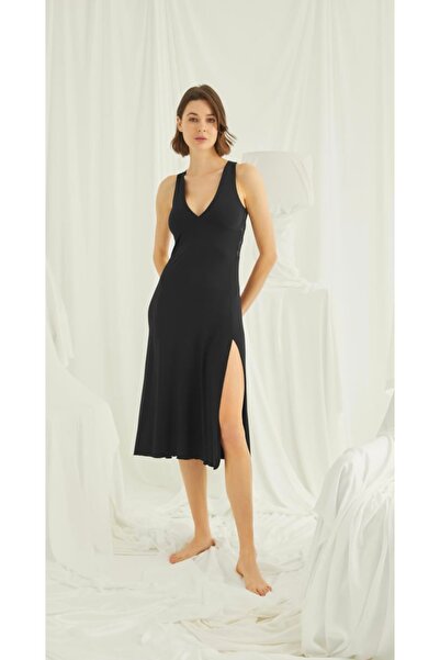 NightLove فستان نوم موناميز بفتحة ظهر من الدانتيل 20004