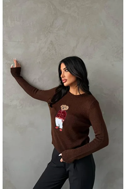 Lusin Women's Burgundy Teddy Bear Crew Neck Knitwear Sweater