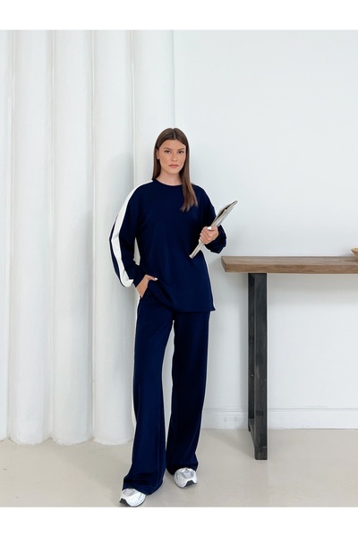 02Lady Fashion Oversize Wide Leg Modal Fabric Tracksuit Set with Wide Stripe Detail