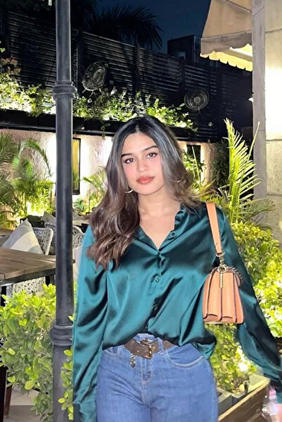 thesunfyre Kadın Siyah Şık Ve Casual Uzun Kollu Dar Kesim Düğmeli Saten Gömlek