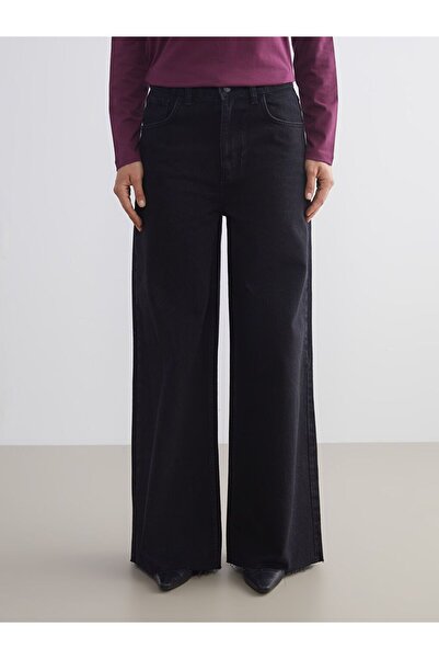 LC Waikiki Siyah Wideleg Kadın Jean Pantolon