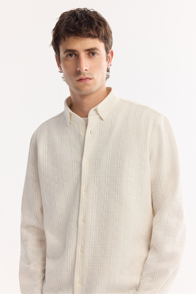 Avva Erkek Beyaz Düğmeli Yaka Pamuklu Dokulu Regular Fit Gömlek A52Y2067