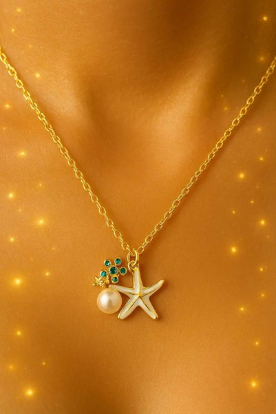 Shae Jewelry Gold Colored Starfish Figured Women's Necklace