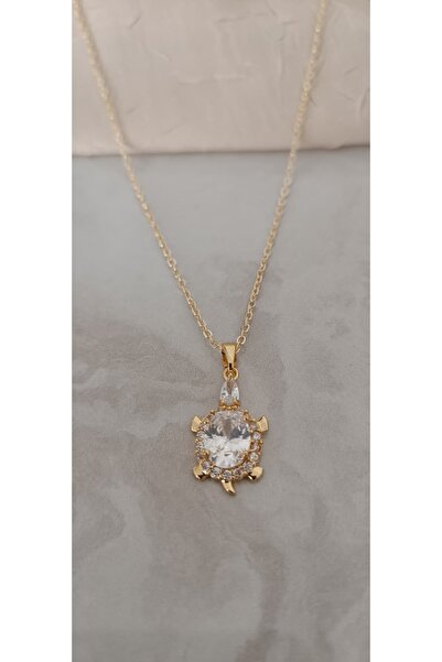 Shae Jewelry قلادة نسائية على شكل سلحفاة من حجر الزركون باللون الذهبي