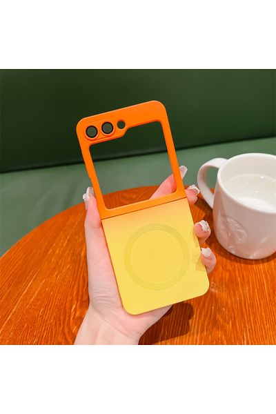 REDz Accessories EliteMatte Case, Magsafe, Compatible with Samsung Z Flip 5, Full cover, Ultra-thin, Gradient, Orange
