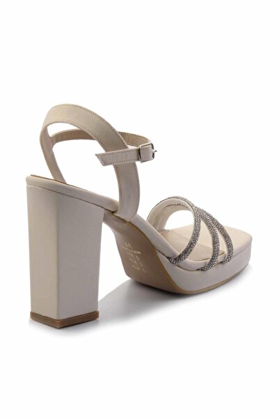 Bambi Matte Beige Women's Classic Heeled Shoes K05215164838