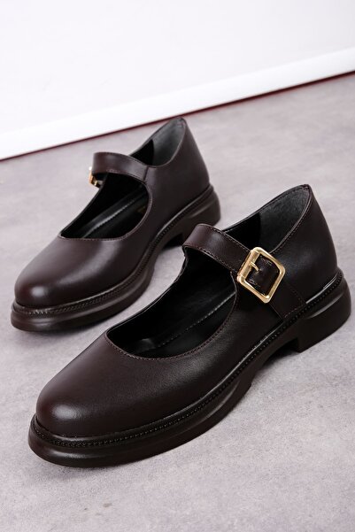 Lal Shoes & Bags حذاء سامويل نسائي بدون كعب بحزام واحد - بني