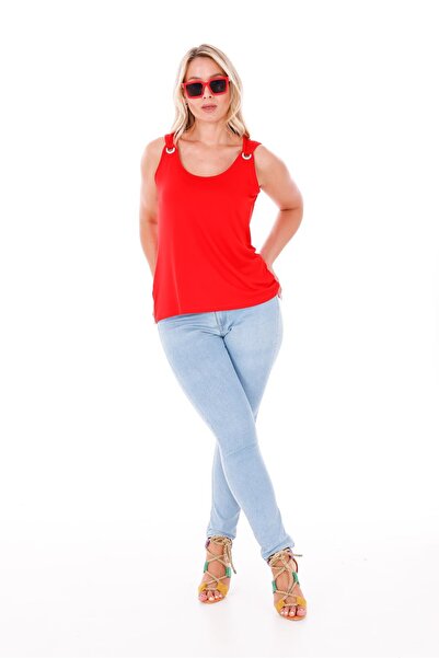 Siyezen Large Size Thick Strap Undershirt with Metal Accessories