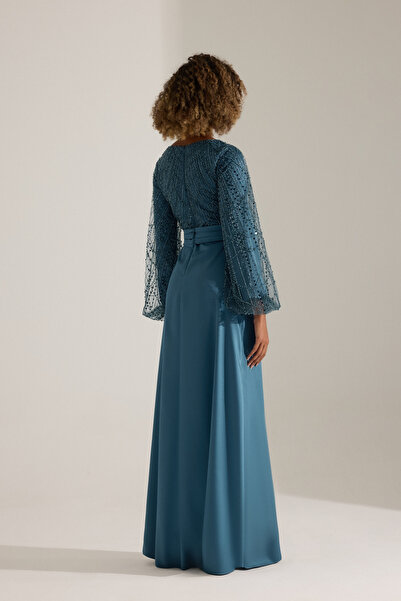 BETTY & SAM CHARBEL PETROL MAVİSİ GECE ELBİSESİ