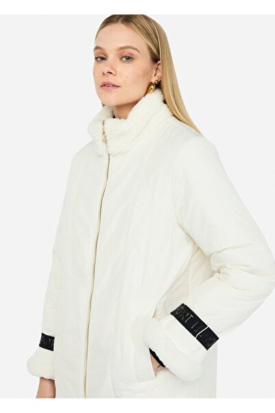 Liu Jo Kadın Normal Kalıp Dik Yaka Parlak Düğme Detaylı Uzun Ekru Mont TF5047E0912-10103