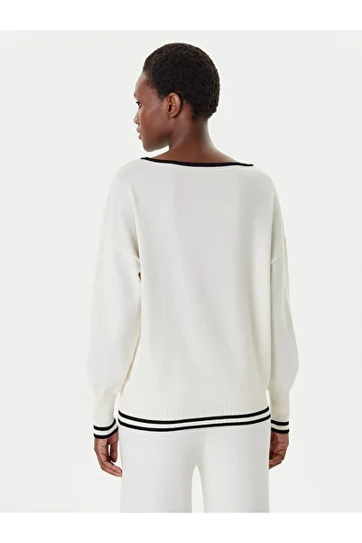 Liu Jo Women's Wide Fit Rhinestone Embellished Boat Neck Long Sleeve White Sweater Tf5206Ms63L-03N76