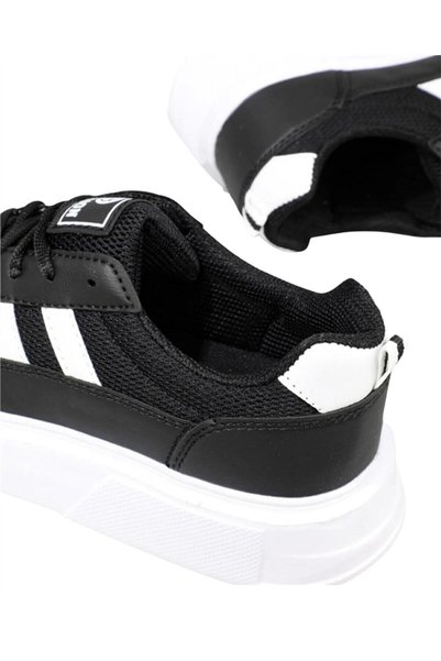 royalmoni Comfortable Lace-Up Thick Sole Casual Sneaker Black-White