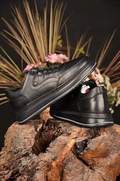 Pierre Cardin Men's Winter 100% Genuine Leather Casual Shoes Bring Elegance and Comfort Together with Innovative Style