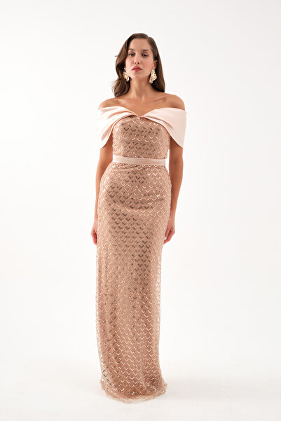 Lafaba Γυναικείο μακρύ βραδινό φόρεμα με χρυσό γιακά με λεπτομέρεια από οργάντζα και παγιέτες