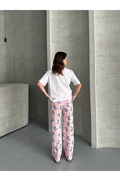 LETS BASIC Lilo & Stitch Oversize Tişört ve Baskılı Pijama Altı Takımı - Pastel Kombin