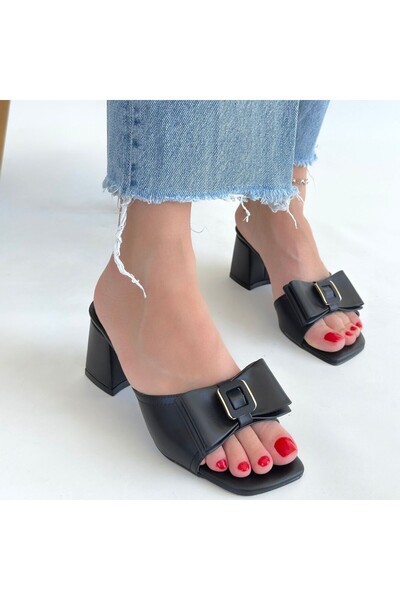 buğrahayalin Veor black leather high heel slippers